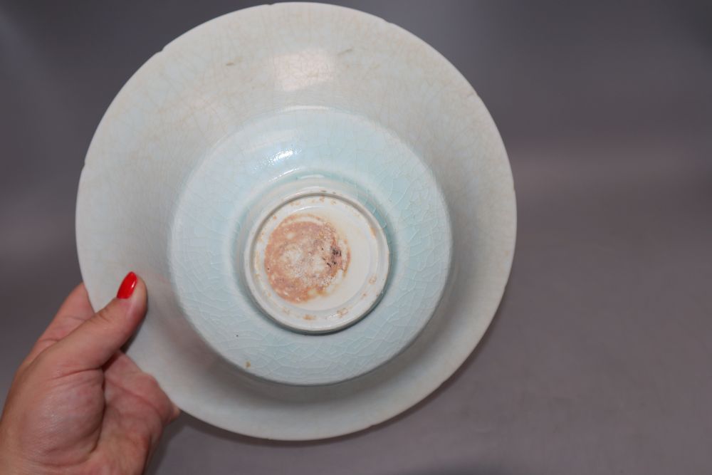 A Chinese Qingbai-type bowl, diameter 23cm